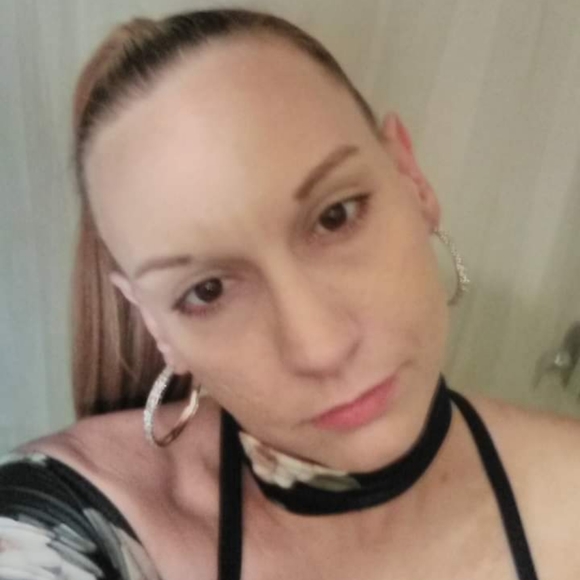 Meet your Posher, Monica - Picture 1 of 1